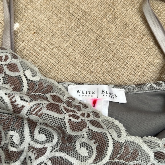 White House Black Market lace top - Picture 2 of 3